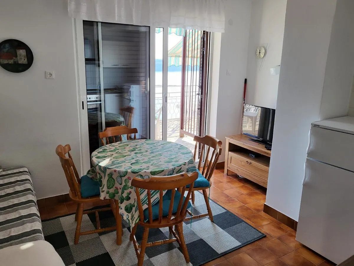 Viva Jadranovo Apartment Croatia